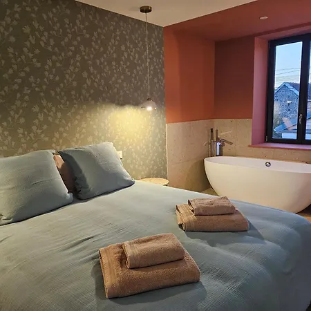 La Des Chouettes Bed & Breakfast